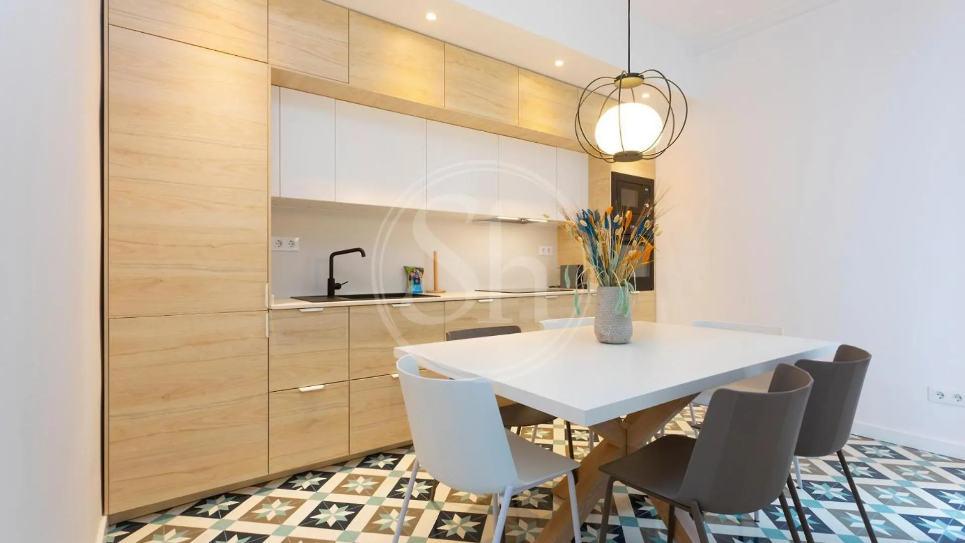 Moderno Apartamento Familiar En Eixample Barcelona Spain